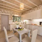 Villa Ionio Elia By *